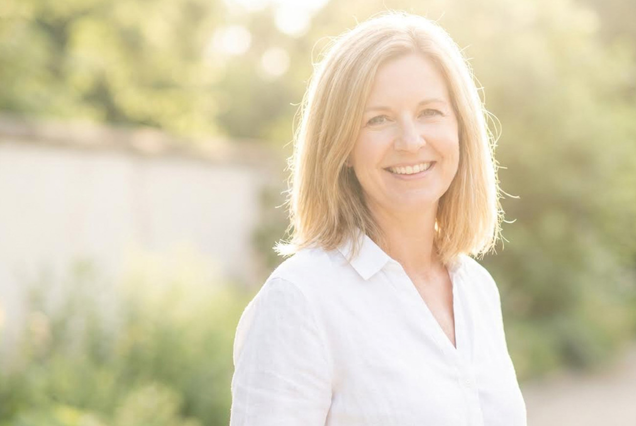 Single Ukrainian woman looking for a partner in the UK